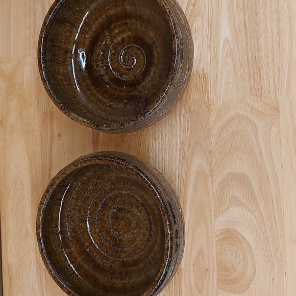 Signed Raku? POTTERY BOWLS BROWN UNUSED SET OF 2 - Picture 2 of 6
